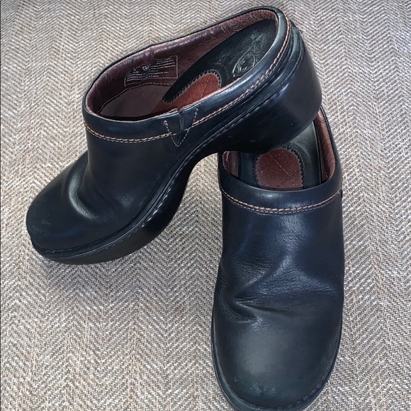 Ariat Clogs Size 7.5B. - Picture 2 of 8